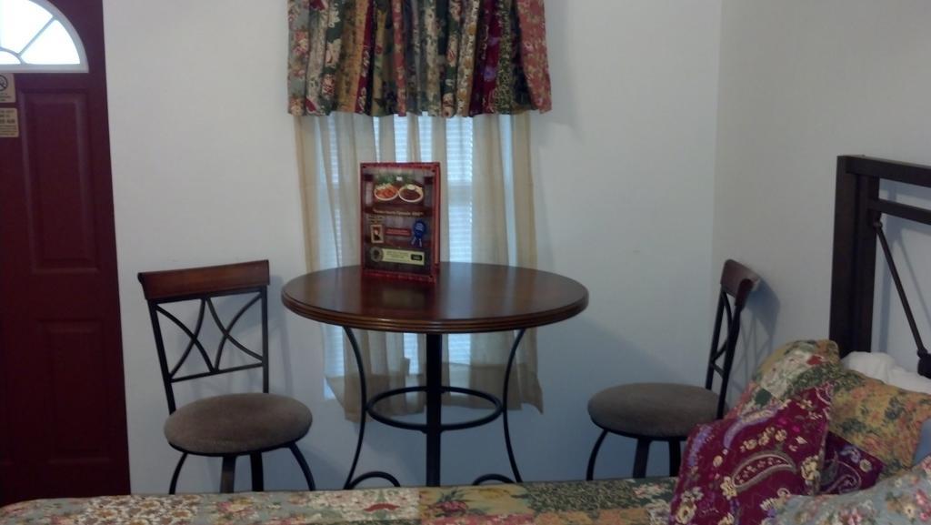 Buffalo Chip'S Ranch House Motel Bonita Springs Dış mekan fotoğraf