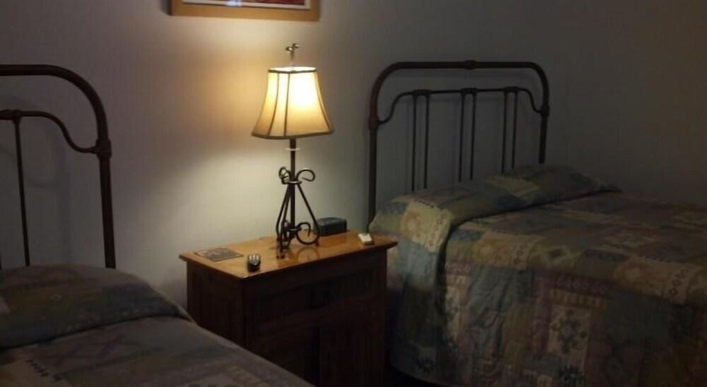 Buffalo Chip'S Ranch House Motel Bonita Springs Dış mekan fotoğraf